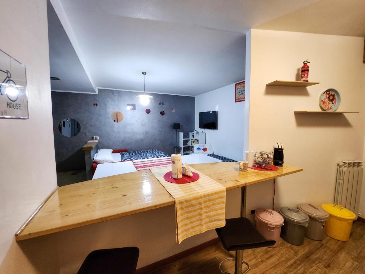 Appartamento Bike House 2 "Evo" Seriate Esterno foto